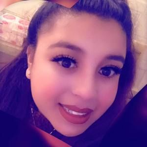 Meet your Posher, Coreño